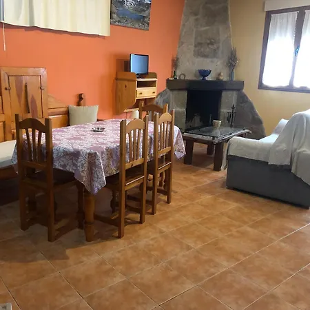 Apartment La Curva
